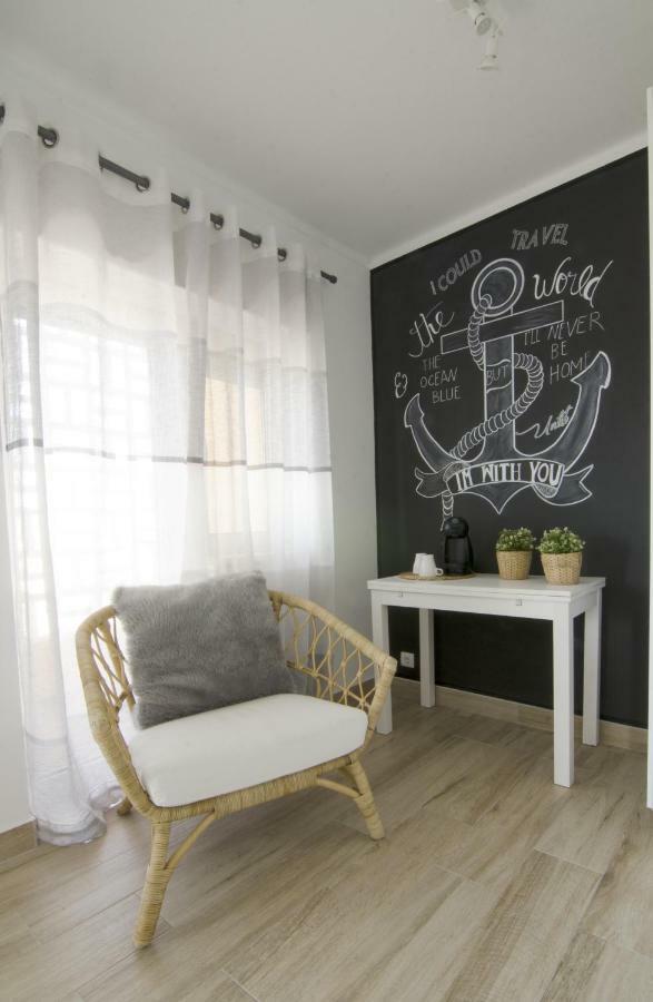 Sea La Vie Beach House - Peniche Bagian luar foto